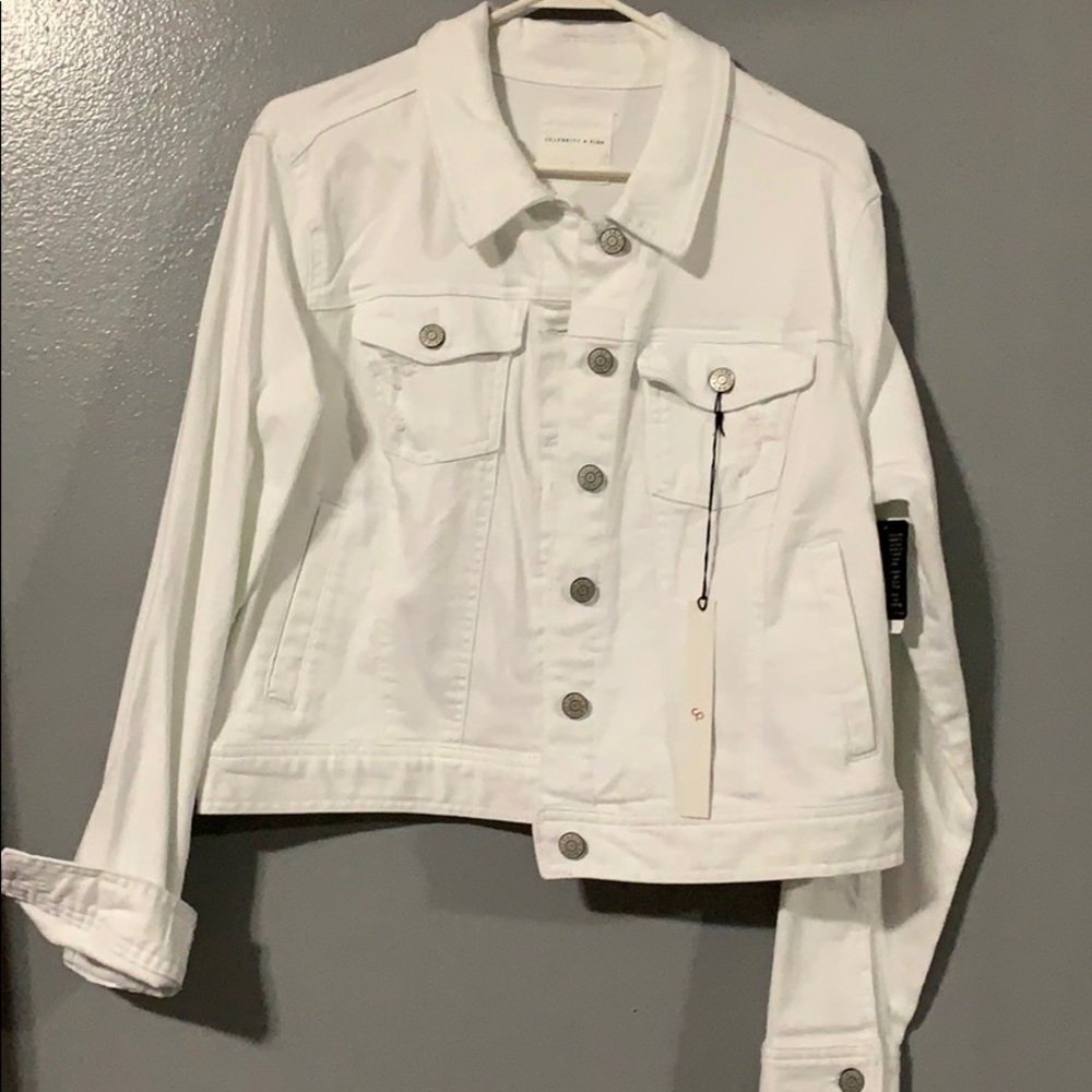 [ CELEBRITY PINK WHITE JEAN JACKET ]